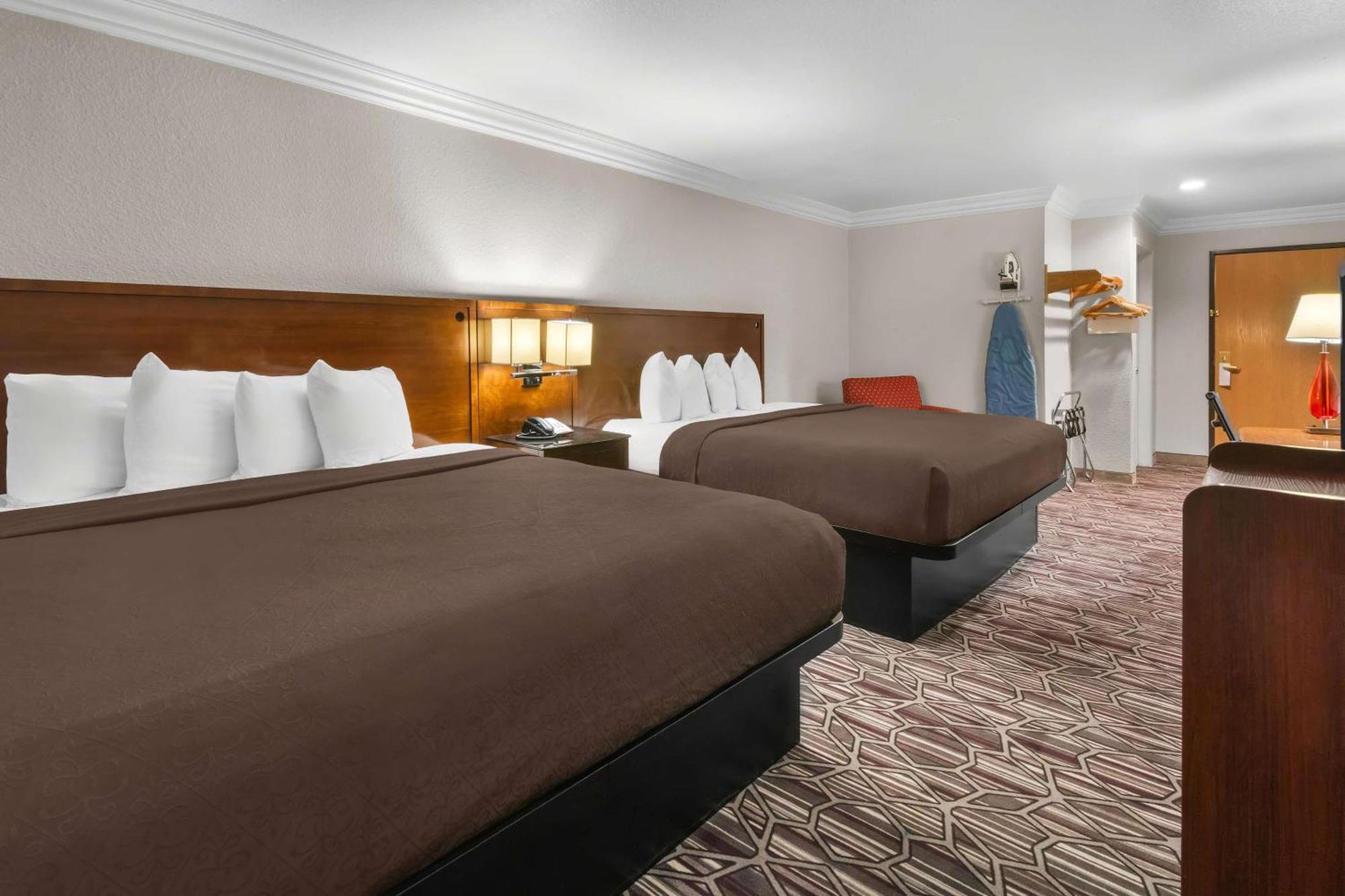 Surestay Plus By Best Western Fort Worth Benbrook Extérieur photo