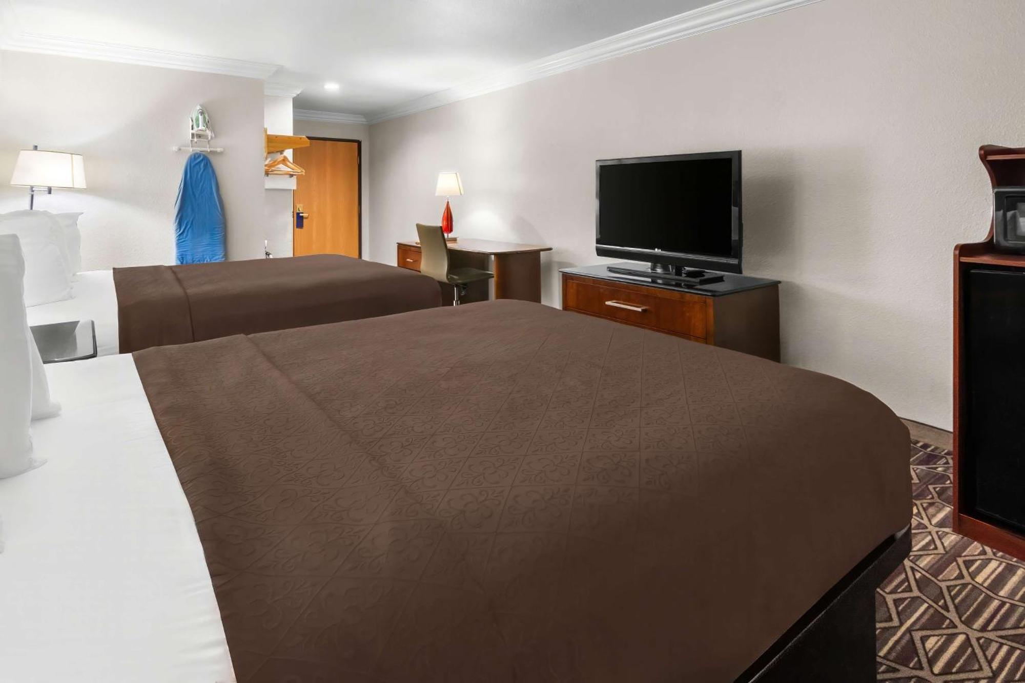 Surestay Plus By Best Western Fort Worth Benbrook Extérieur photo
