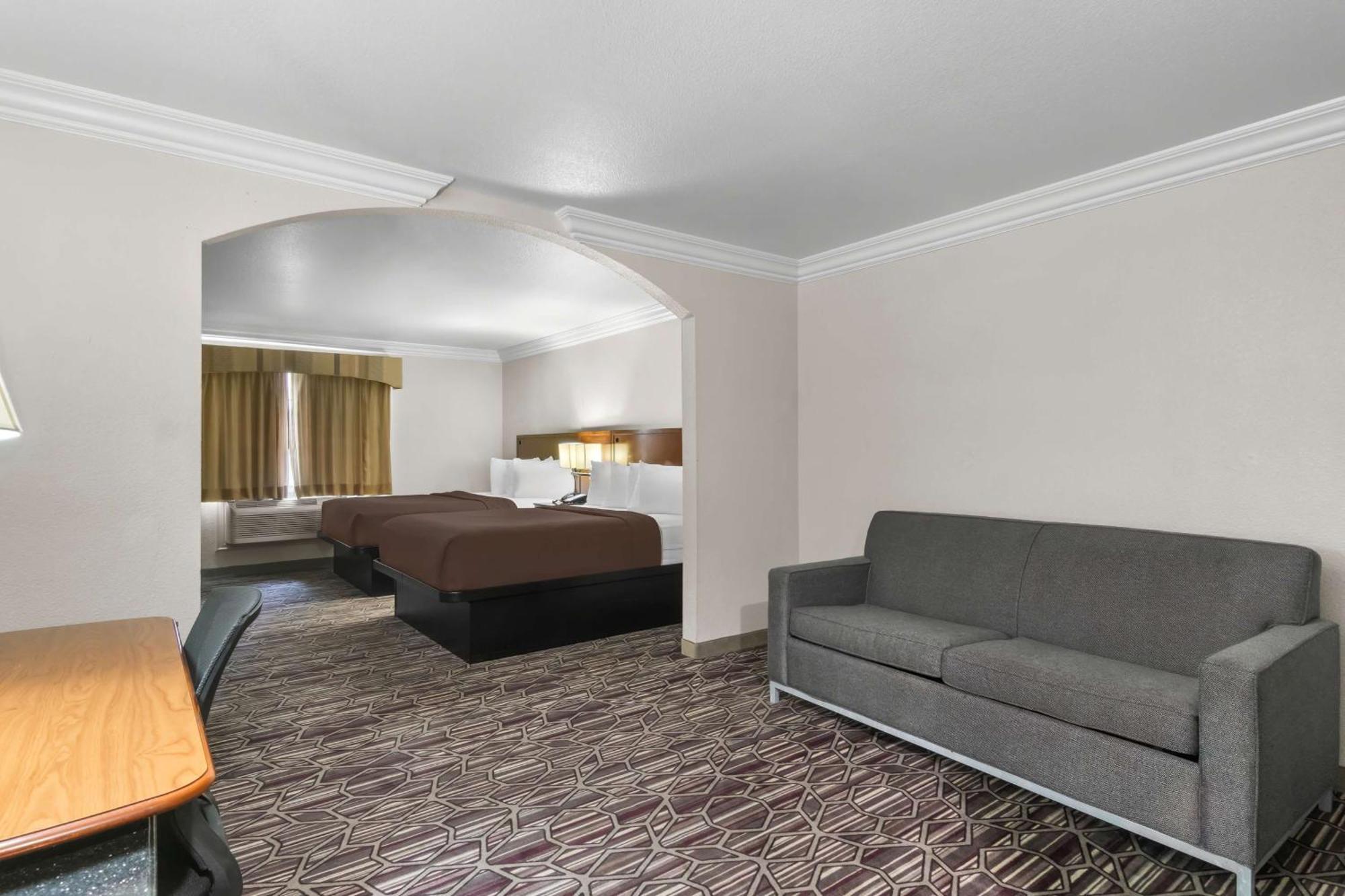 Surestay Plus By Best Western Fort Worth Benbrook Extérieur photo