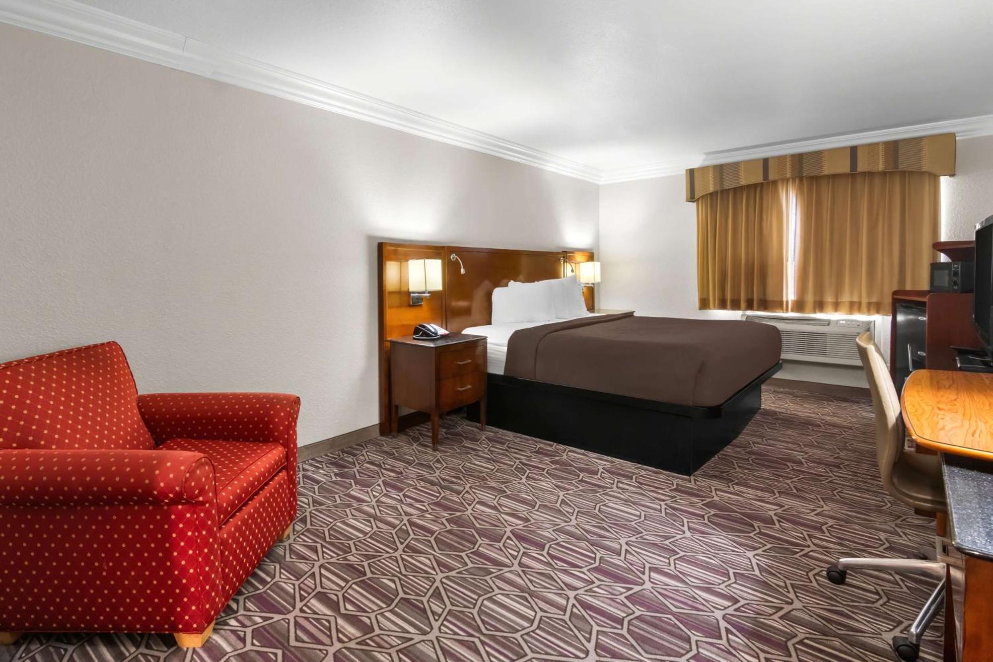 Surestay Plus By Best Western Fort Worth Benbrook Extérieur photo